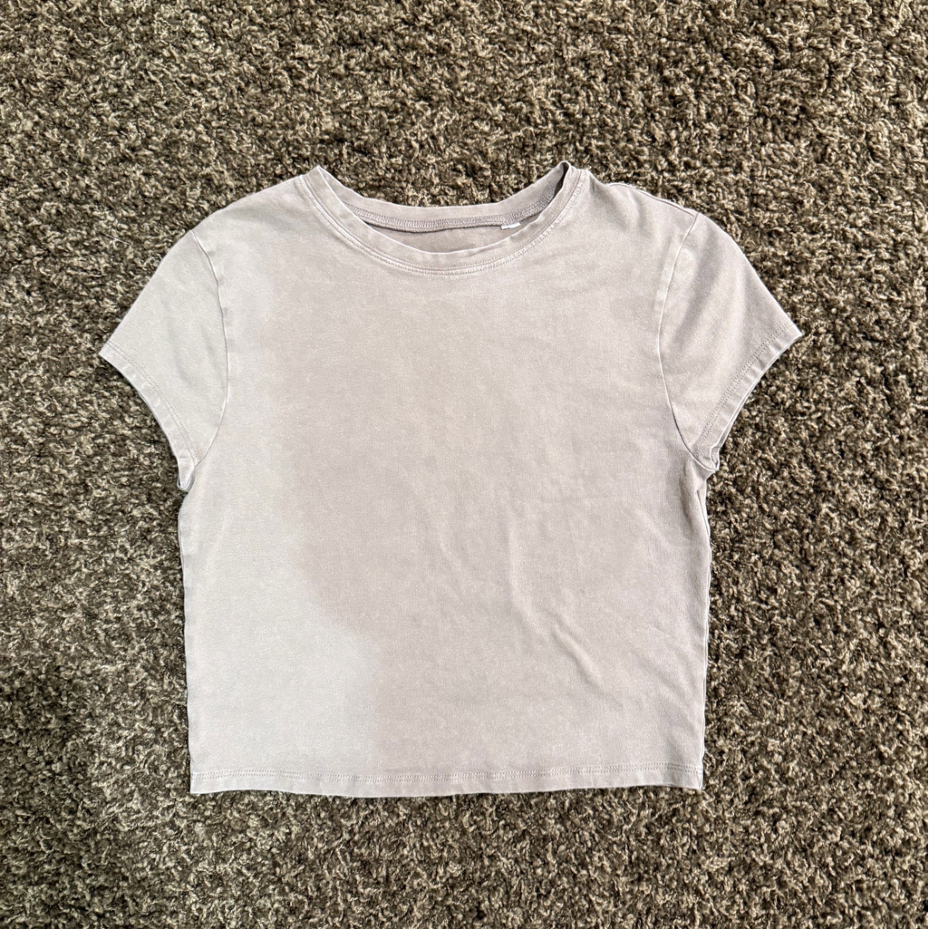 Basic Light Gray Crew Neck Tee